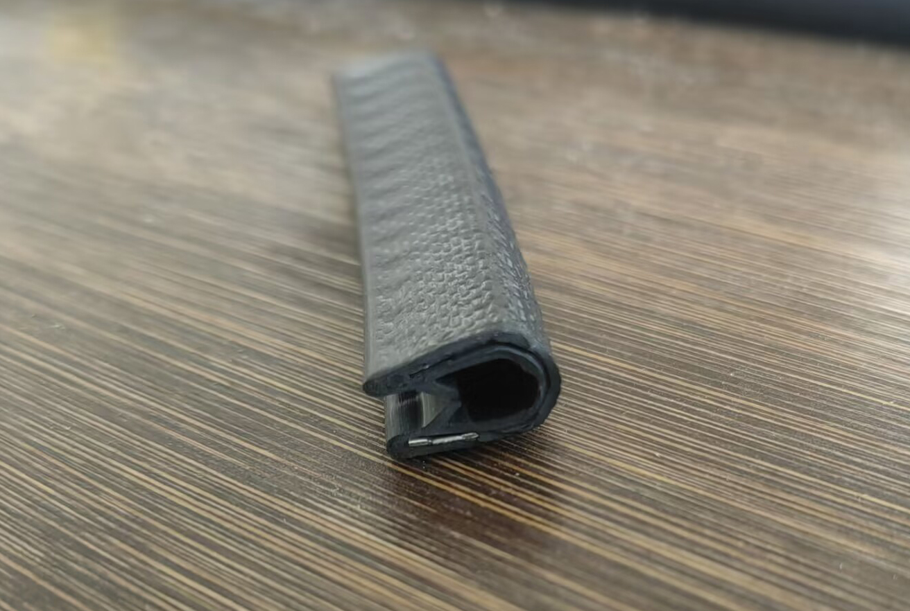 Flexible PVC Edge Trim 25ft Length