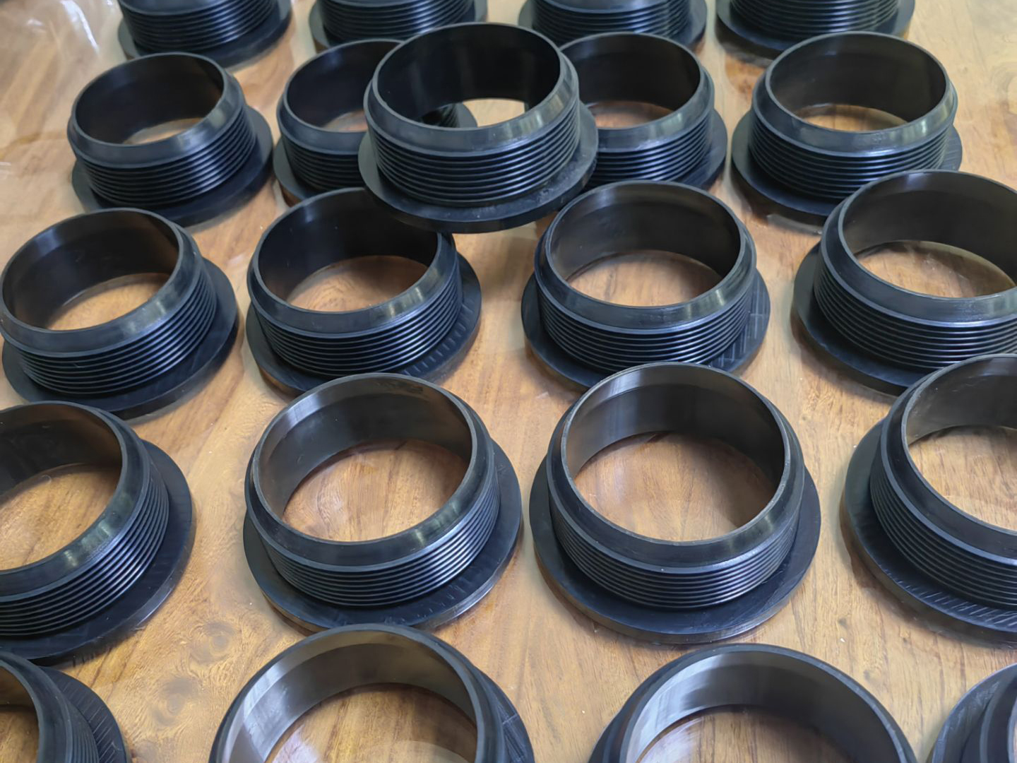 EPDM RUBBER GASKET PIPE REDUCER 83/75 mm 3106655