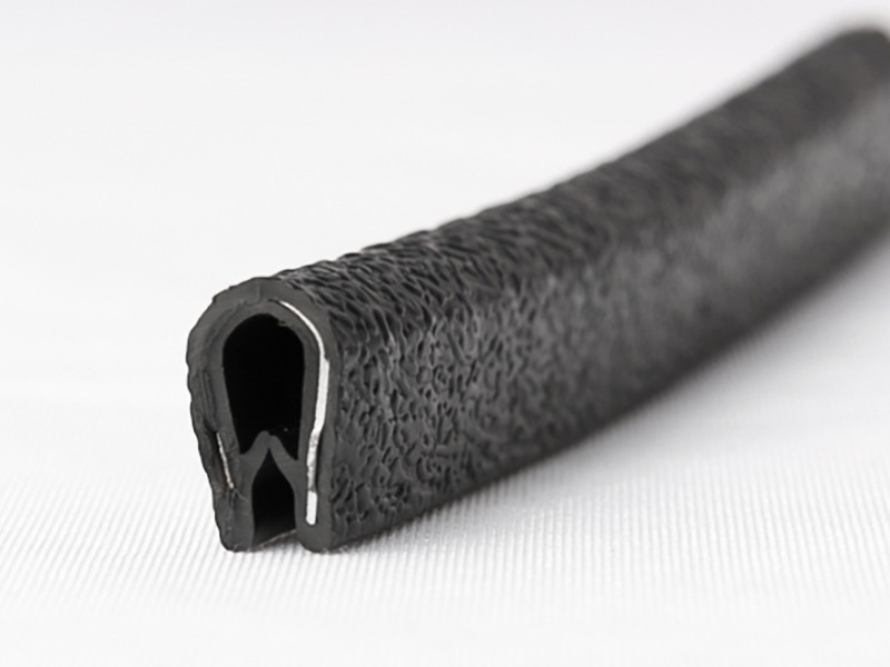 PVC Black Edge protection strip with steel inlay UV-resistant China