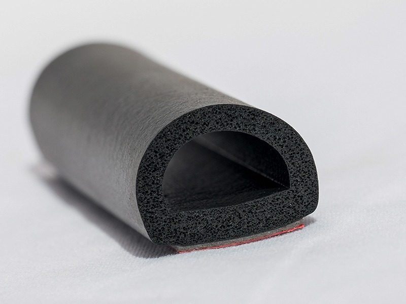 2026.3 Trailer Weatherstripping D-Seal Rubber Door with PAS Tape China (2)